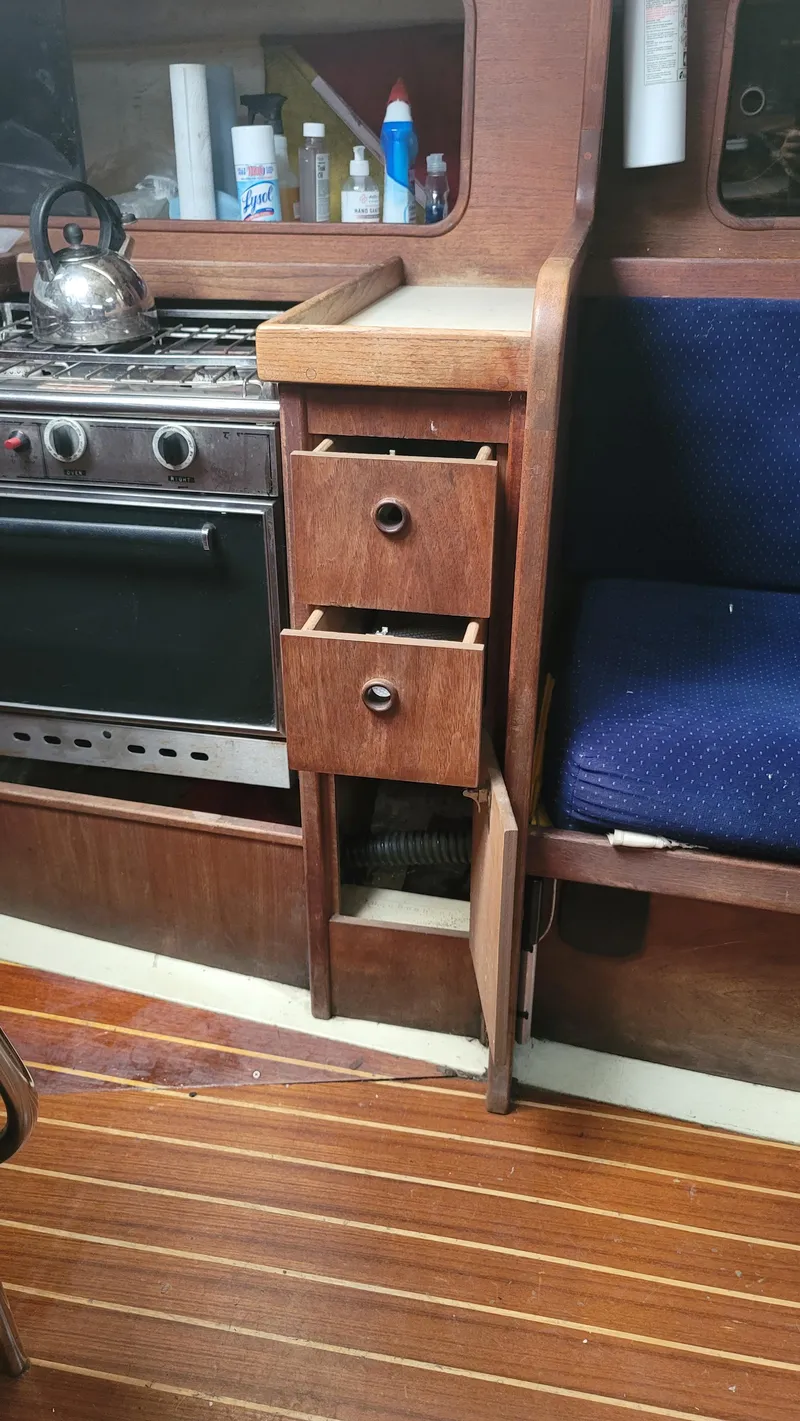 Slide: The Image of Frers 36 1985 - 36