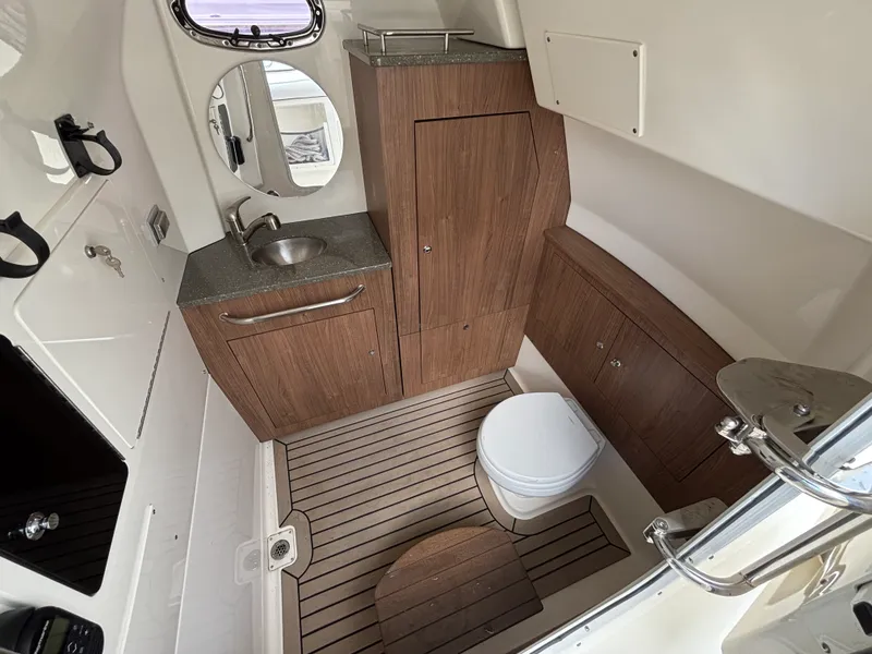 Slide: The Image of Boston Whaler 350 Outrage 2022 - 23