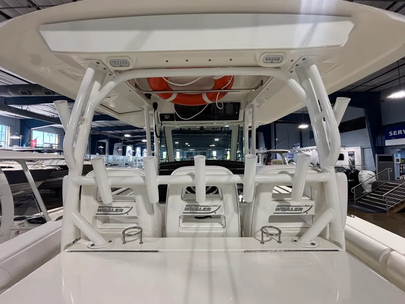 Slide: The Image of Boston Whaler 350 Outrage 2022 - 26