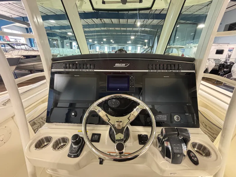 Slide: The Image of Boston Whaler 350 Outrage 2022 - 29