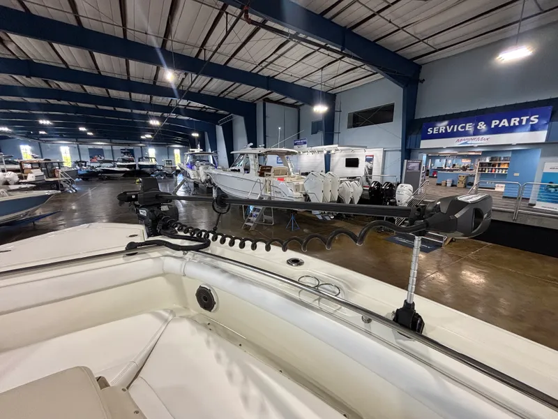 Slide: The Image of Boston Whaler 350 Outrage 2022 - 32
