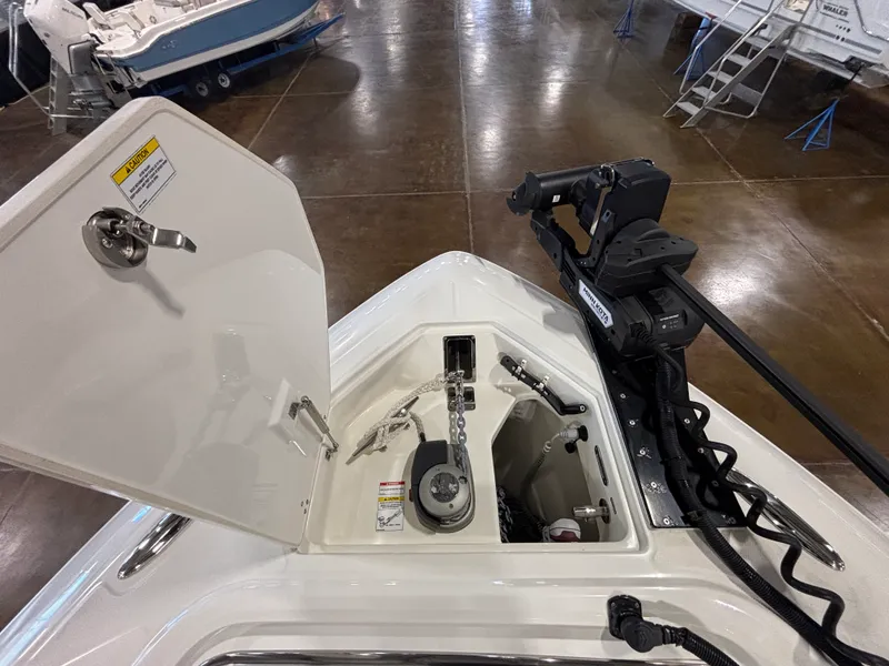 Slide: The Image of Boston Whaler 350 Outrage 2022 - 34