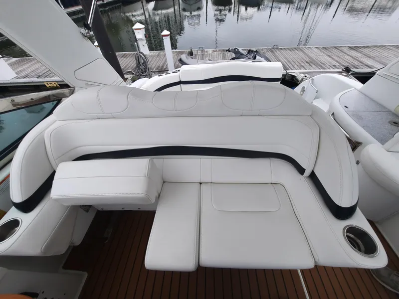 Slide: The Image of 2008 Formula 40 PC yacht with white leather seating and wooden deck. - 6