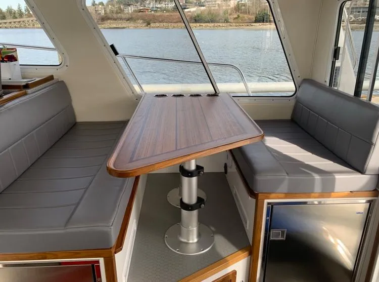 Slide: The Image of Dinette And Fridge - 11