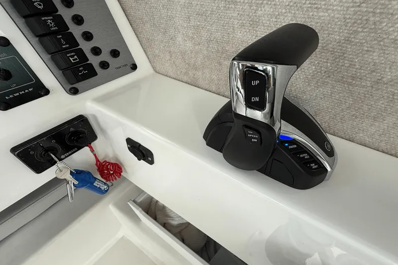 Slide: The Image of Parker 2320 2023 - 18