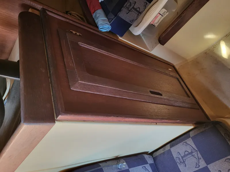 Slide: The Image of Ericson 25+ 1982 - 12