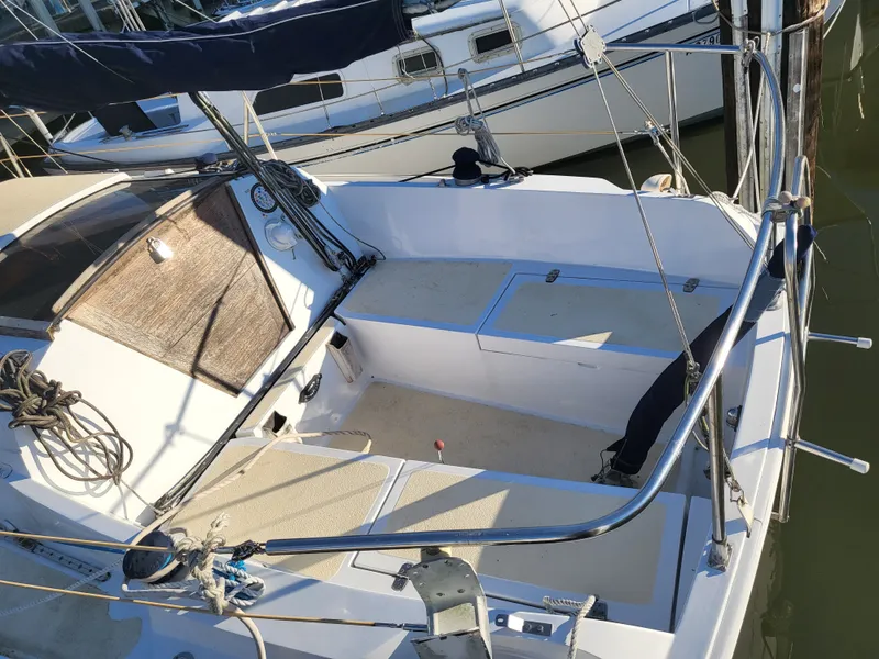 Slide: The Image of Ericson 25+ 1982 - 5