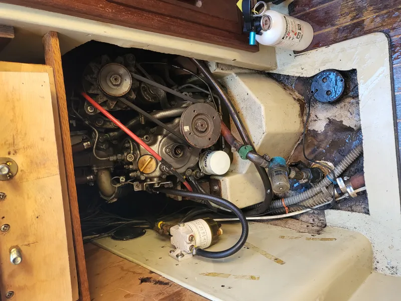 Slide: The Image of Ericson 25+ 1982 - 8