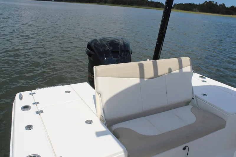 Slide: The Image of Robalo 226 CAYMAN 2017 - 3