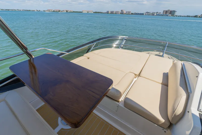Slide: The Image of Sea Ray 510 FLY 2016 - 38