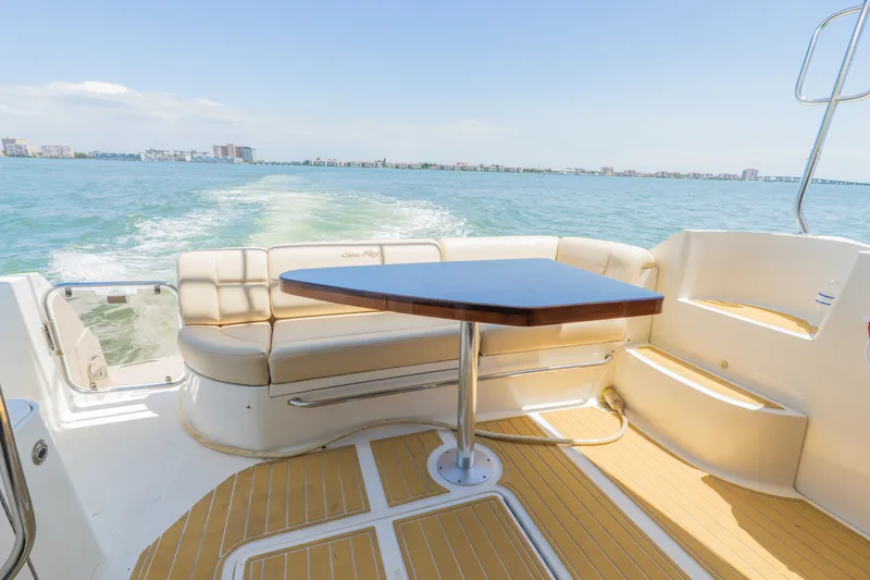 Slide: The Image of Sea Ray 510 FLY 2016 - 43