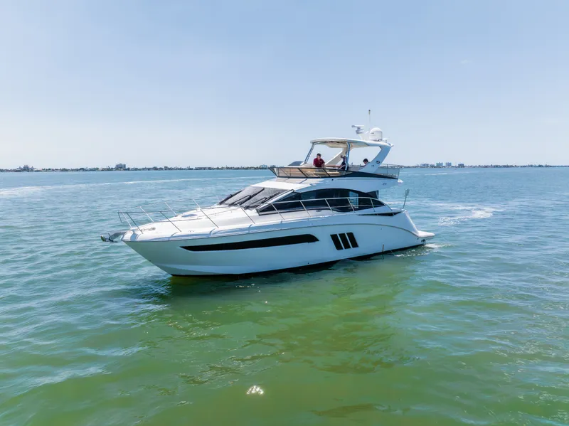 The Image of Sea Ray 510 FLY 2016 - 0