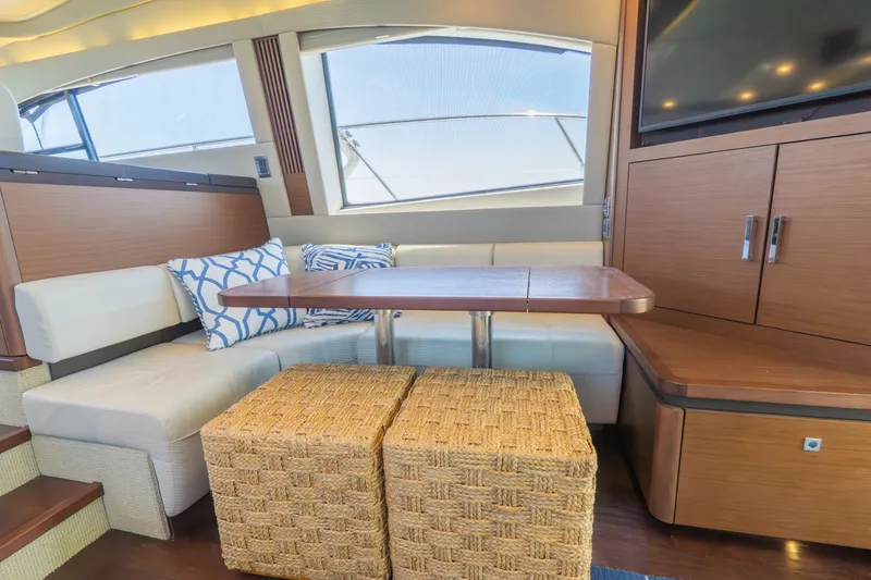 Slide: The Image of Sea Ray 510 FLY 2016 - 16