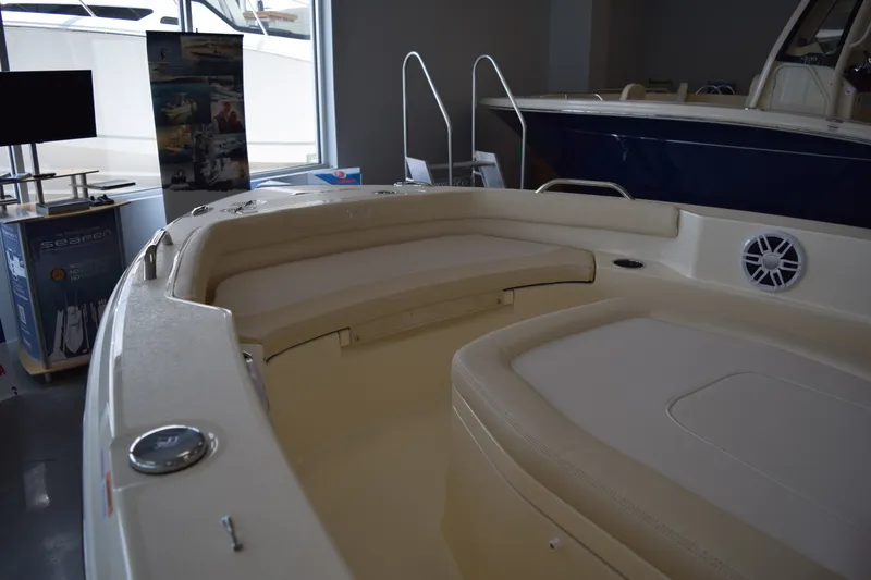 Slide: The Image of Scout 188 Sportfish 2027 - 16