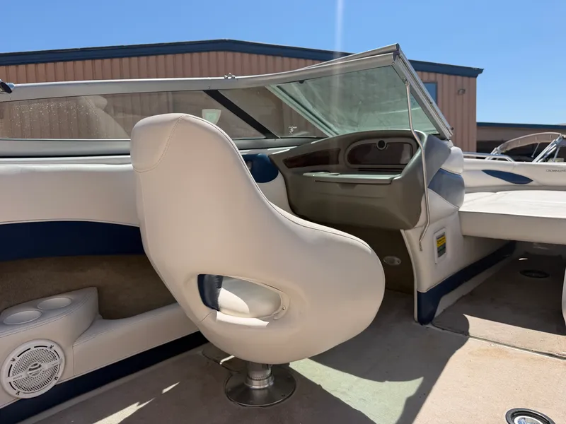 Slide: The Image of Crownline Boats 202BR 2002 - 18