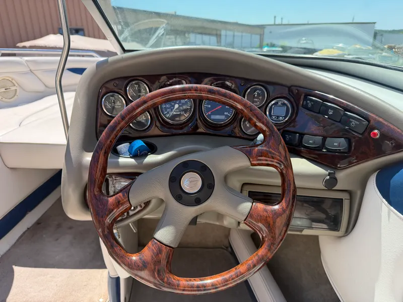 Slide: The Image of Crownline Boats 202BR 2002 - 24