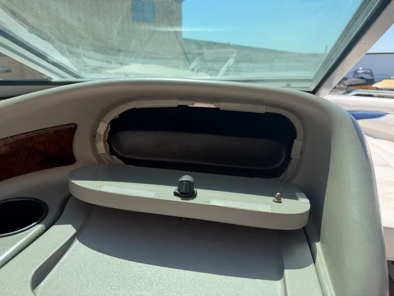 Slide: The Image of Crownline Boats 202BR 2002 - 23