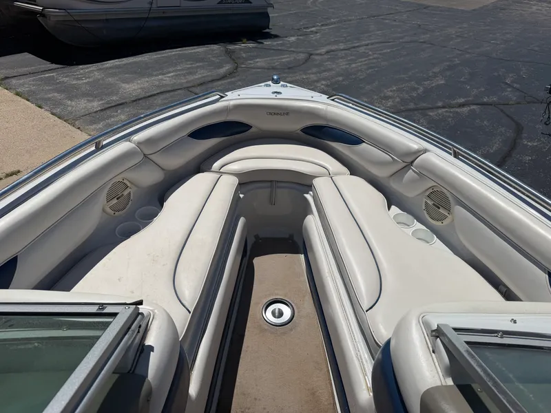 Slide: The Image of Crownline Boats 202BR 2002 - 32