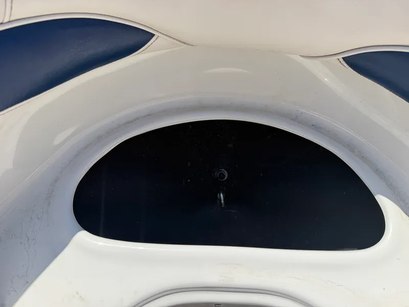 Slide: The Image of Crownline Boats 202BR 2002 - 34