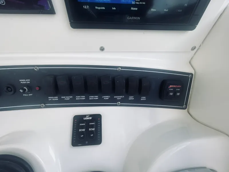 Slide: The Image of Boston Whaler 285 CONQUEST 2008 - 38