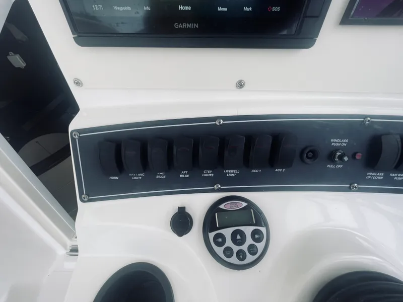 Slide: The Image of Boston Whaler 285 CONQUEST 2008 - 37