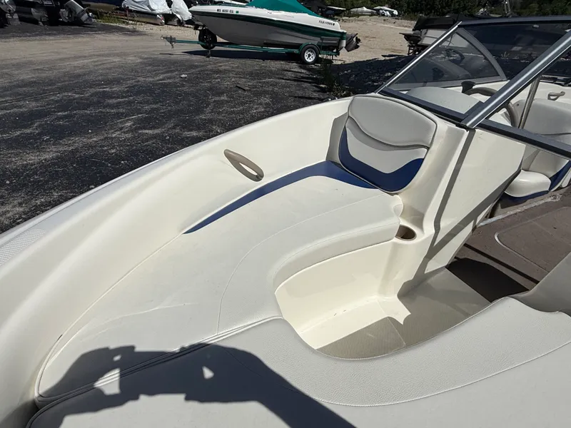 Slide: The Image of Bayliner 175 2004 - 2