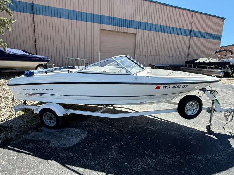 The Image of Bayliner 175 2004 - 0