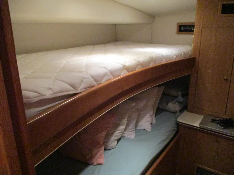 Slide: The Image of Custom Carolina 53 Sculley 2008 - 104