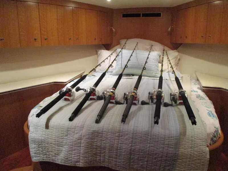 Slide: The Image of Custom Carolina 53 Sculley 2008 - 109