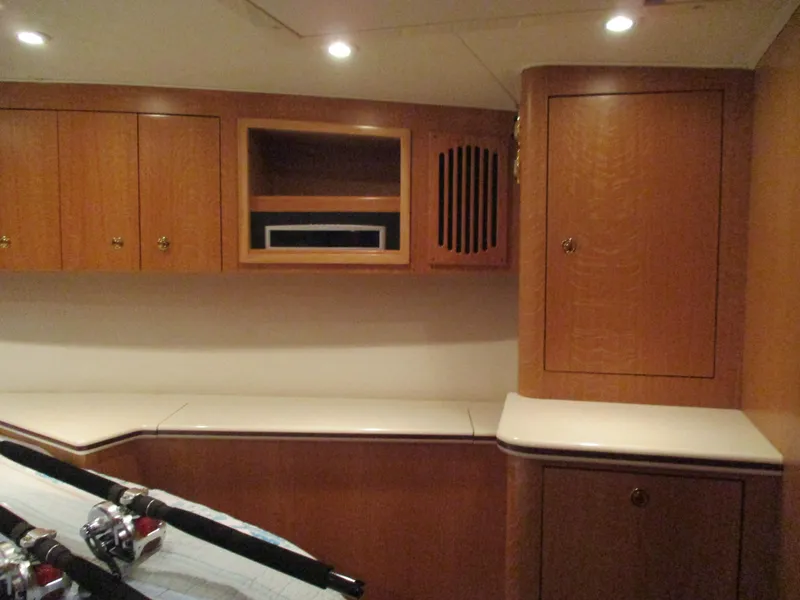 Slide: The Image of Custom Carolina 53 Sculley 2008 - 114