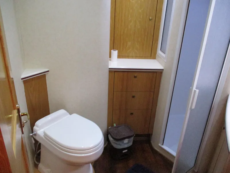 Slide: The Image of Custom Carolina 53 Sculley 2008 - 115