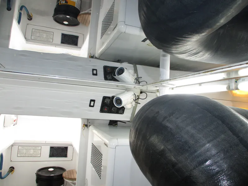 Slide: The Image of Custom Carolina 53 Sculley 2008 - 139