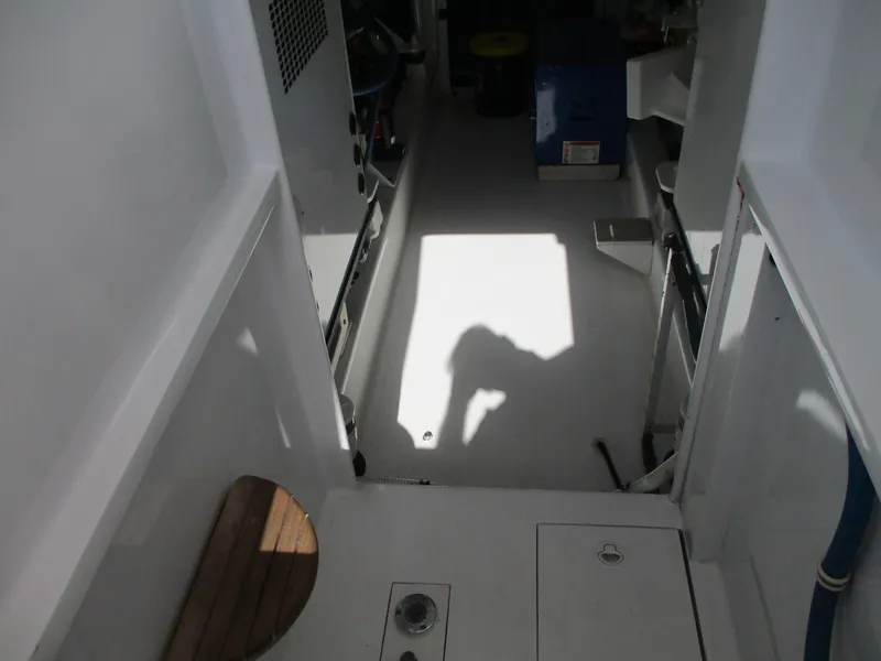 Slide: The Image of Custom Carolina 53 Sculley 2008 - 144