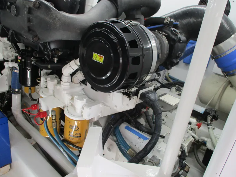 Slide: The Image of Custom Carolina 53 Sculley 2008 - 150