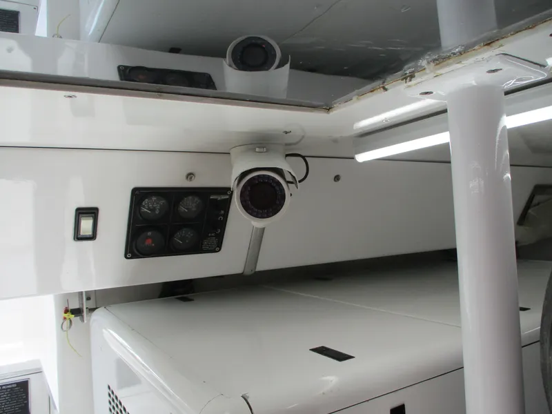 Slide: The Image of Custom Carolina 53 Sculley 2008 - 159