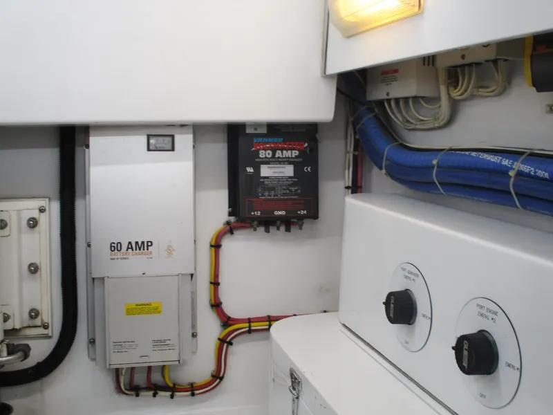 Slide: The Image of Custom Carolina 53 Sculley 2008 - 165