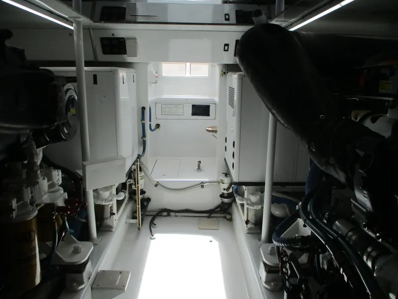 Slide: The Image of Custom Carolina 53 Sculley 2008 - 175