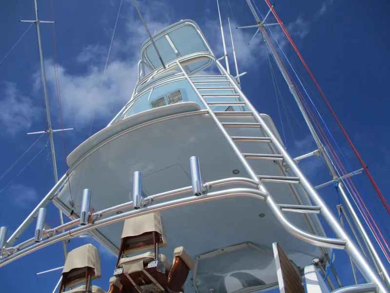 Slide: The Image of 2008 Custom Carolina 53 Sculley yacht tower against blue sky. - 43