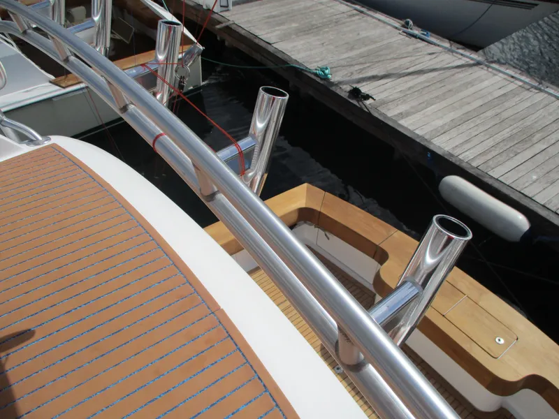 Slide: The Image of Custom Carolina 53 Sculley 2008 - 64