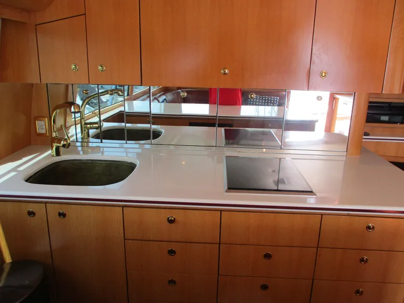 Slide: The Image of Custom Carolina 53 Sculley 2008 - 80