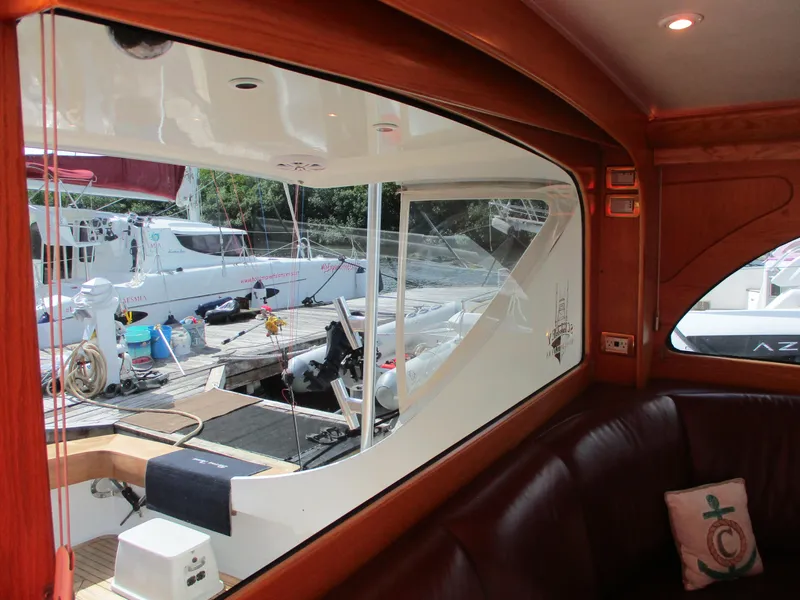 Slide: The Image of Custom Carolina 53 Sculley 2008 - 90