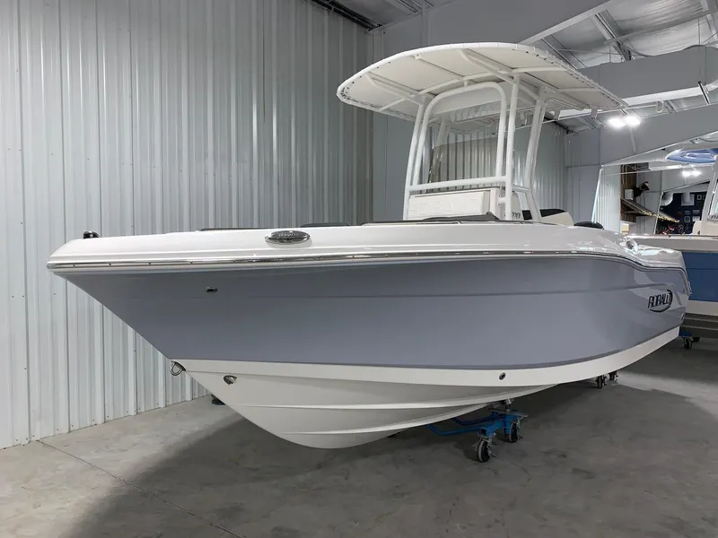 The Image of 2024 Robalo R200 Center Console boat in showroom. - 1