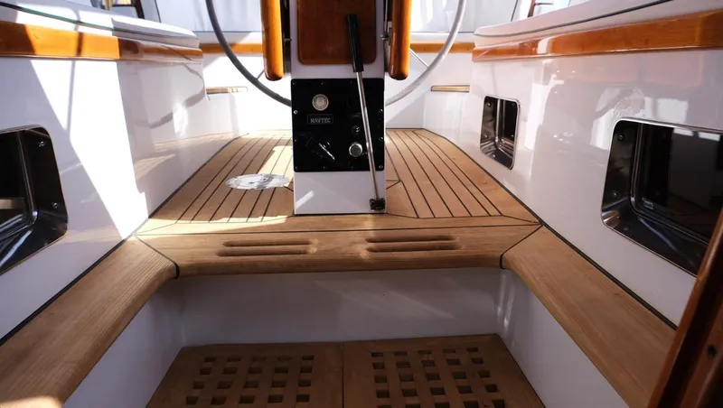 Slide: The Image of Little Harbor 54 1989 - 65