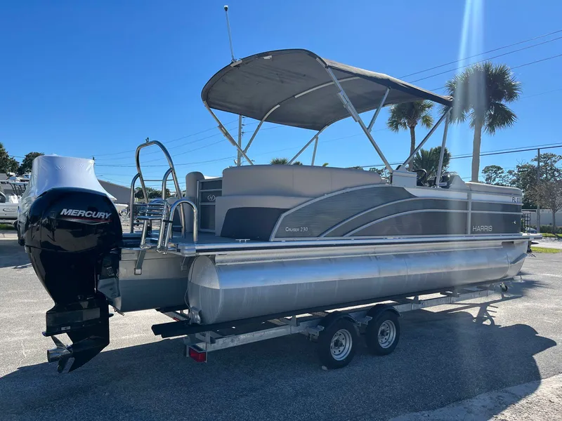 Slide: The Image of Harris 230 Cruiser 2023 - 6