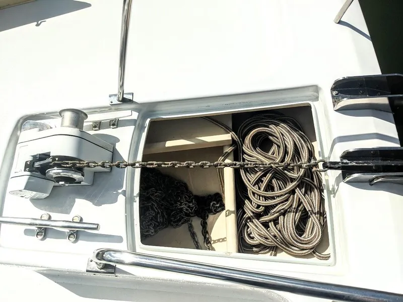 Slide: The Image of Anchor locker of 2000 Jutson 46 LRC yacht with chain and rope. - 10