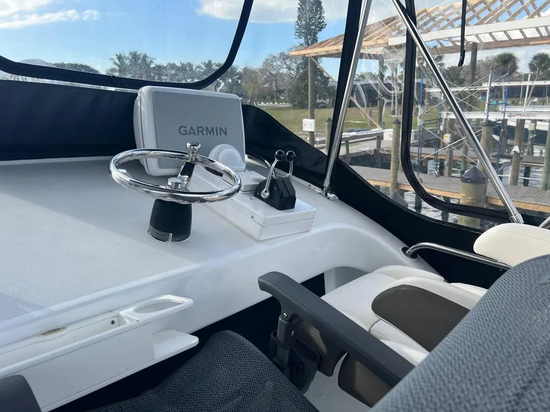 Slide: The Image of Helm of Jutson 46 LRC yacht, year 2000. - 24