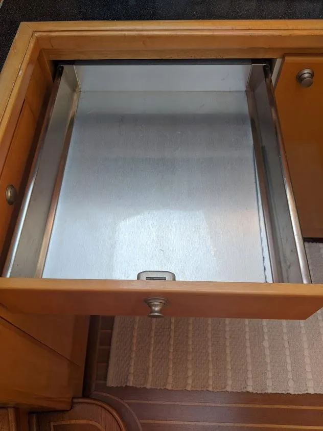 Slide: The Image of Empty drawer insert on Jutson 46 LRC yacht, year 2000. - 48