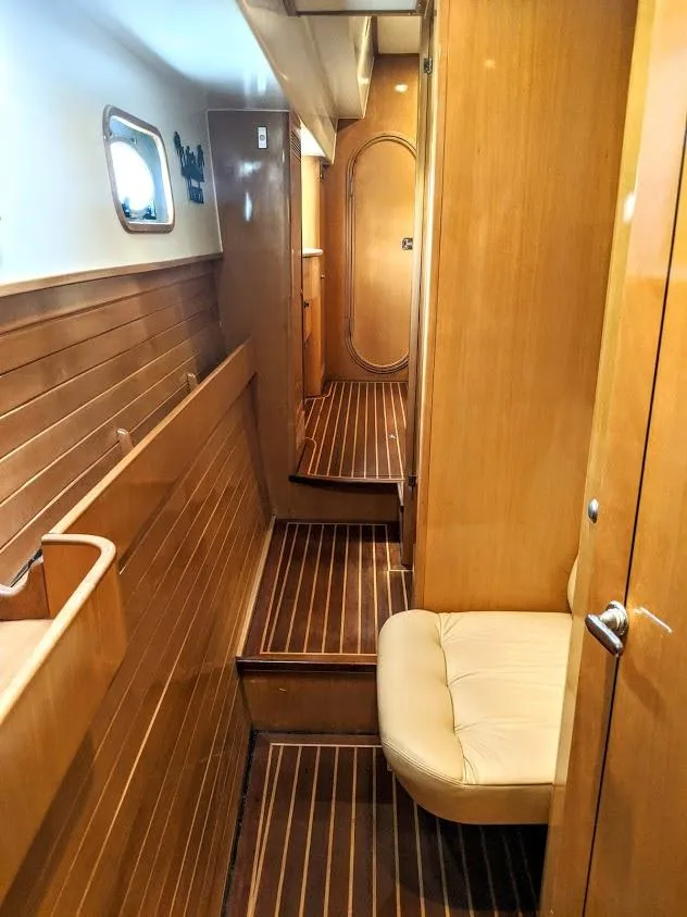 Slide: The Image of Jutson 46 LRC 2000 - 53