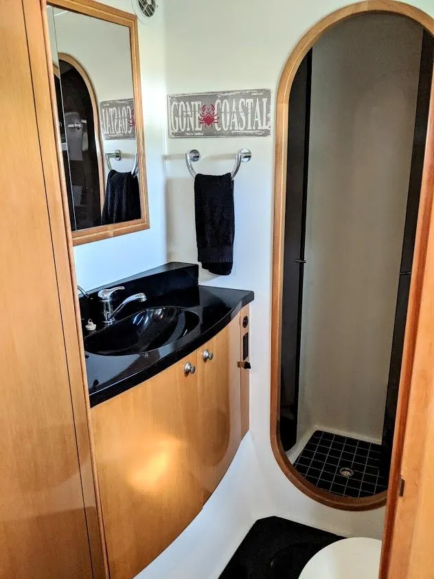 Slide: The Image of Jutson 46 LRC 2000 - 60