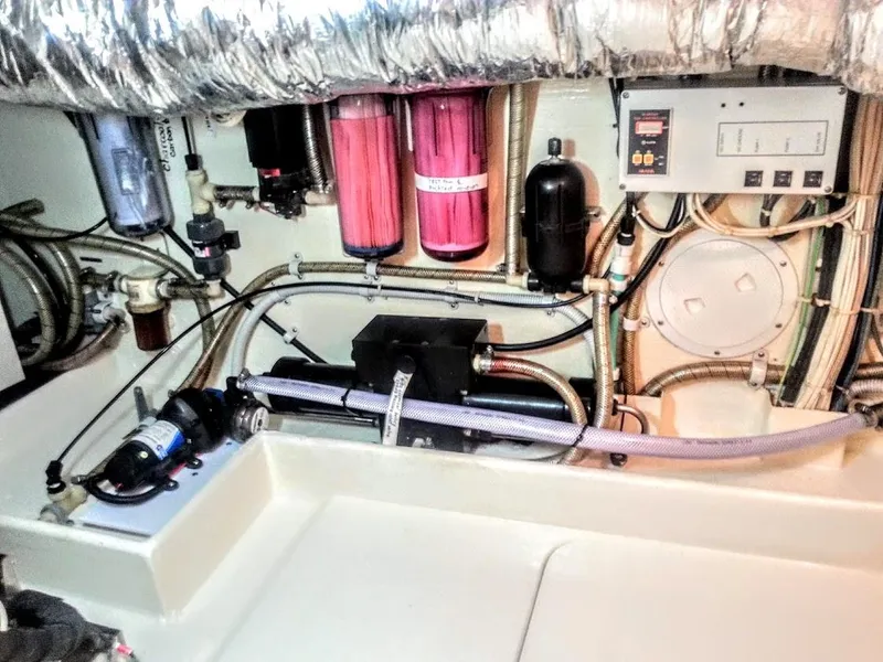 Slide: The Image of Jutson 46 LRC 2000 - 75